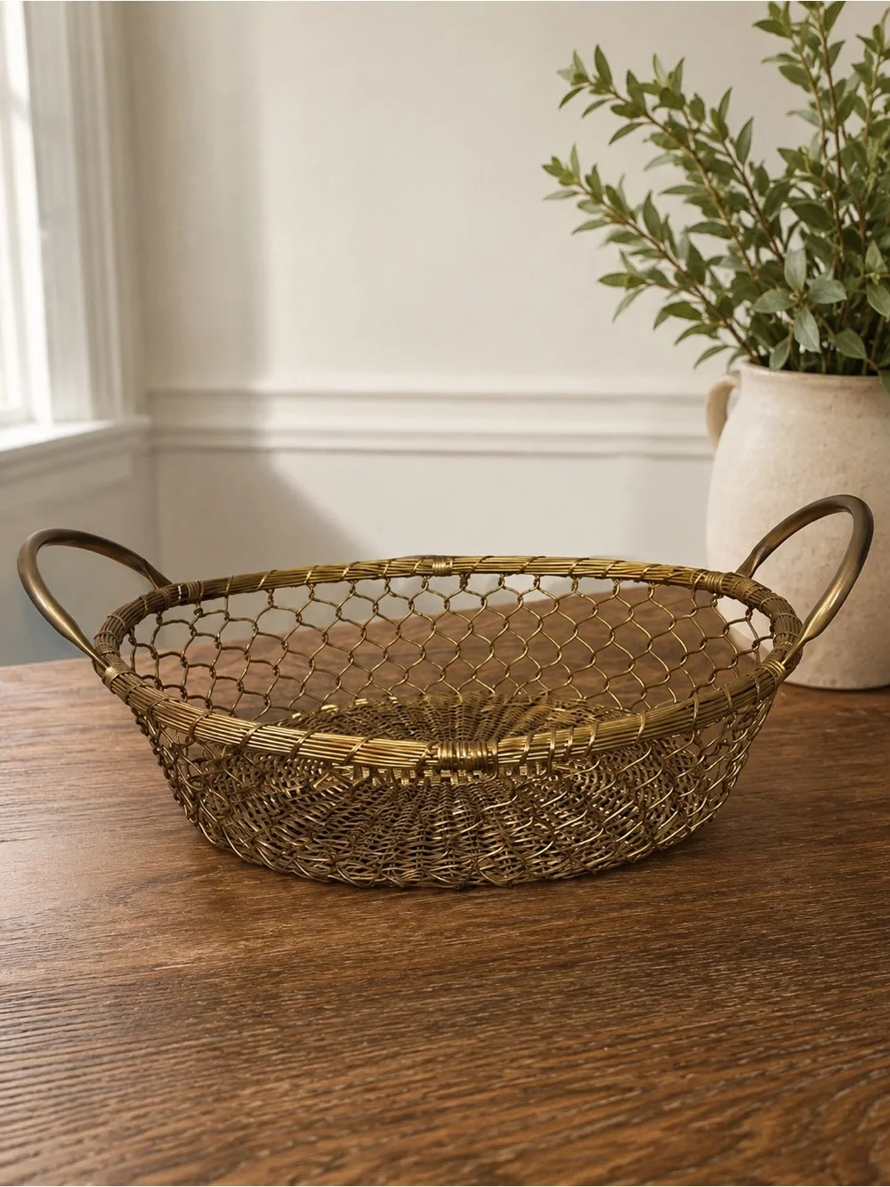 Vintage Brass Wire Basket Oval Footed Serving Display Basket 14” x 10”